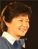 "박근혜 '안철수 룸살롱 의혹' 듣곤 하는 말" 
