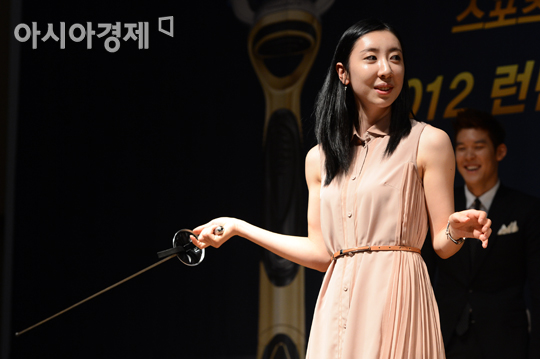 [포토] 신아람 '칼 들었을 때가 가장 아름답죠'