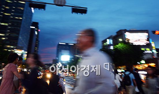 [포토]태풍전야, 분주한 퇴근길