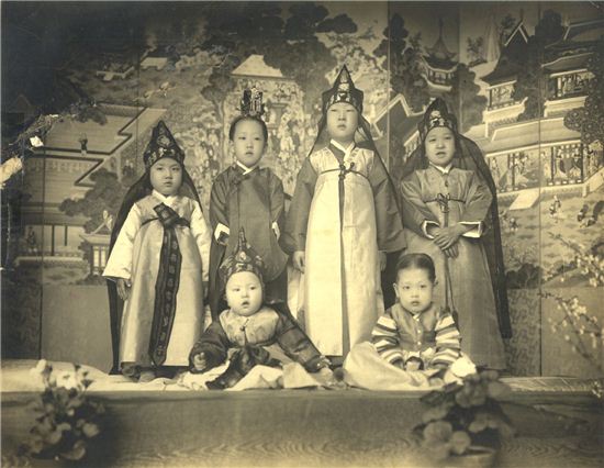 운현궁, 대한제국 마지막 황실 가족 사진전 열려