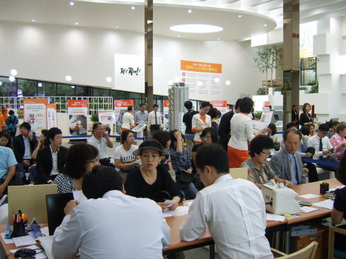 '정자역 AK 와이즈 플레이스' 최고 26대 1, 평균 9대1로 청약 마감