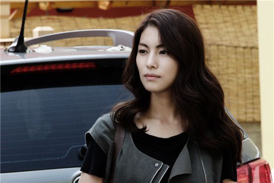 Actress Kim Jung-hwa to return to big screen with 3D film