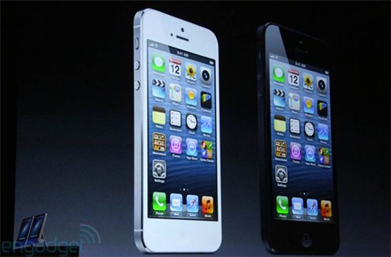 애플, 4인치 '아이폰5' 공개...국내서 LTE 지원(상보)