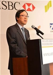 김용환 수출입은행장이 14일 서울 신라호텔에서 열린 '중남미-한국 투자 포럼(LA-KIF)'에서 인사말을 하고 있다.