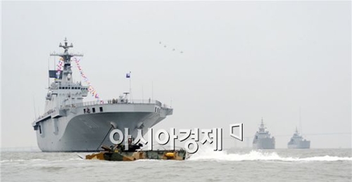 지난해 인천 앞바다에서 진행된 인천상륙작전 재현행사. /아시아경제 자료사진.