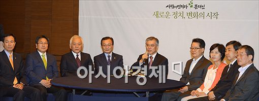 [포토]문재인 후보와 최고위원 간담회