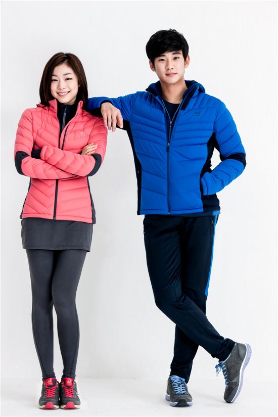 프로스펙스 2012 가을 겨울 제품을 입은 김연아와 김수현