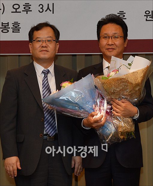 [포토]제2회아시아스마트트레이딩어워즈-HTS 신속성부문 최우수상