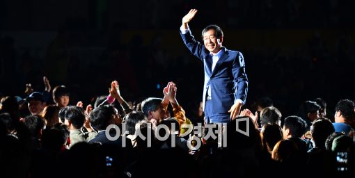 [포토]시청광장에 나타난 박원순 시장