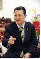 김명수 서울시의장, 고졸 500명 채용 프로그램 제안