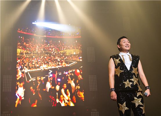 PSY Stays at No. 2 on Billboard But Still Rocking out in Seoul Tonight