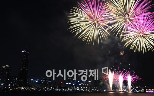 올해는 서울세계불꽃축제 어디서볼까?…다음달 4일 개최
