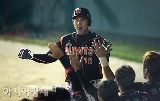 [포토] 환영받는 황재균