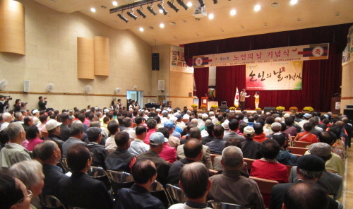 코원에너지, 독거노인에 가스차단기 설치