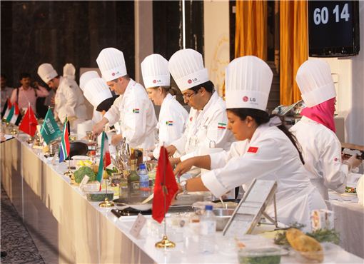 LG전자 광파오븐 글로벌 요리축제에 참가한 팀들이 요리실력을 뽐내고 있다. 