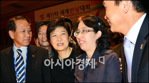 [포토]미소짓는 박근혜 후보