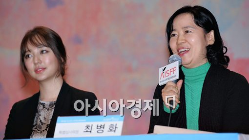 [포토]'아시아나국제단편영화제' 특별심사위원 윤은혜-최병화