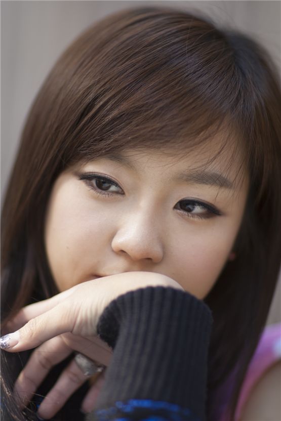Yewon poses during the interview with Kstar10, held in Seoul, South Korea on October 15, 2012. [Brandon Chae/10Asia]