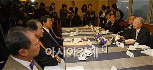 [포토]'경제사회 대타협' 제안하는 손경식 회장