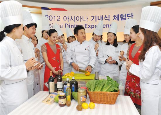 [포토] "아시아나 기내식 이렇게 만들어요"