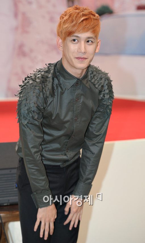 [포토]박기웅, '풀하우스2'로 돌아왔어요!