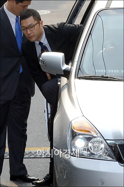 [포토]특검으로 소환되는 이시형