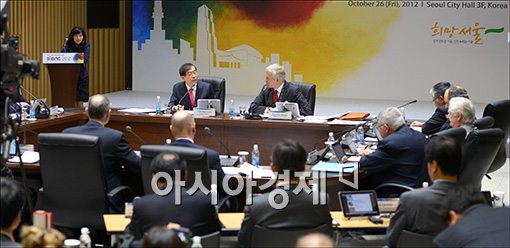 [포토]'2012 서울국제경제자문단(SIBAC)' 총회 개최