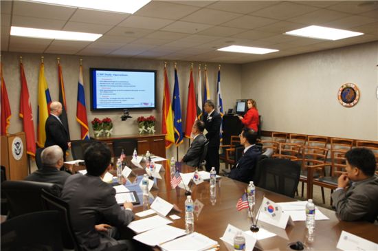 26일 미국 워싱턴서 열린 ‘제15차 한국-미국 관세청장 회의’ 모습