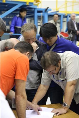 [나로호 3차발사]한·러 연구진, "여기가 문제였어"