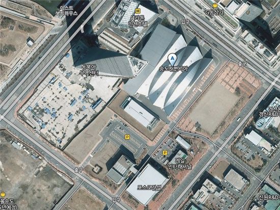 '반토막' 송도컨벤시아, 제 모습 찾을 수 있을까