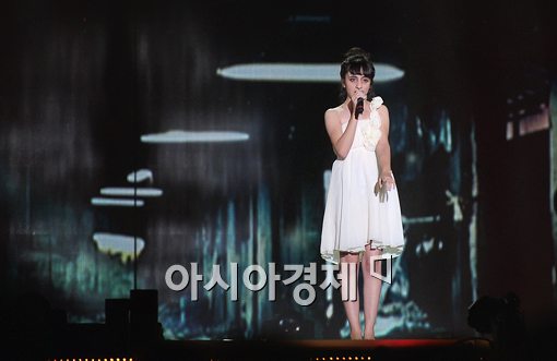 [포토]'우리 사랑했잖아' 부르는 터키 참가자, 다비치보다 잘 부르죠?