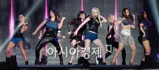 [포토]'체코 소녀시대'의 섹시 댄스~