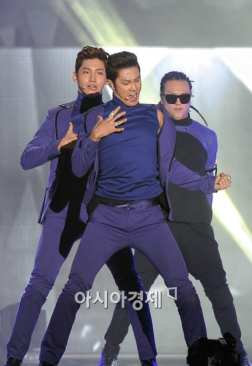 [포토]유노윤호, 심장이 터질 듯!