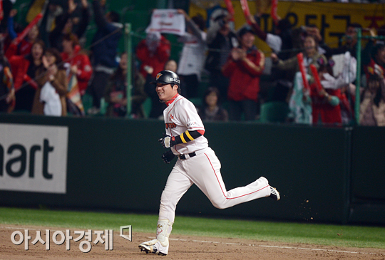 [포토] 박재상 '표정관리가 안되네~'