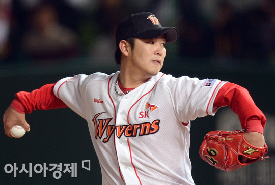 [포토] 송은범 '승리를 지킨다!'