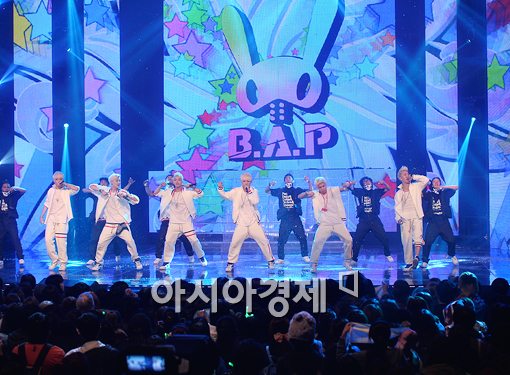 신예 B.A.P, K-POP '새 역사' 쓴다