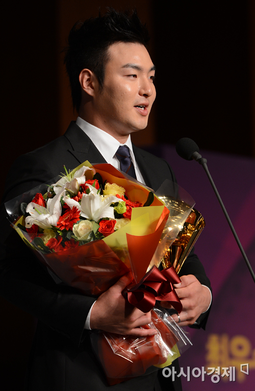 '타격 3관왕' 박병호, 2012시즌 MVP 영예