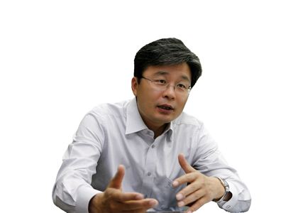 김우영 은평구청장, 교육 경비지원사업 효과 높여  