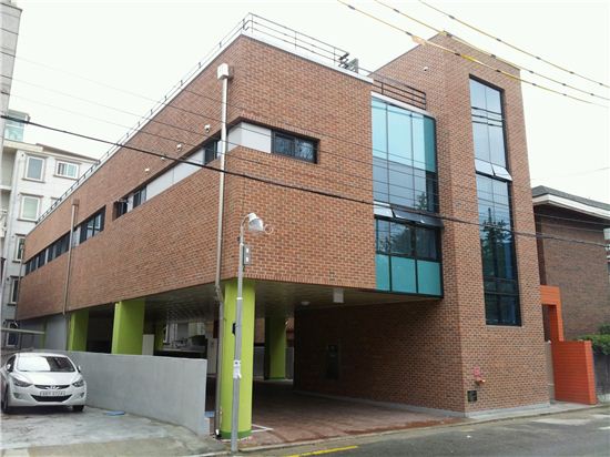 어린이 눈 높이 맞춘 작은도서관 개관 