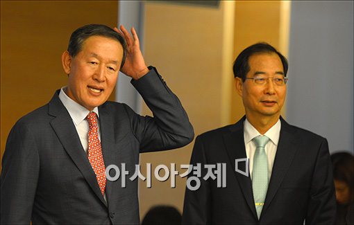 [포토]박근혜 후보 기다리는 경제5단체장