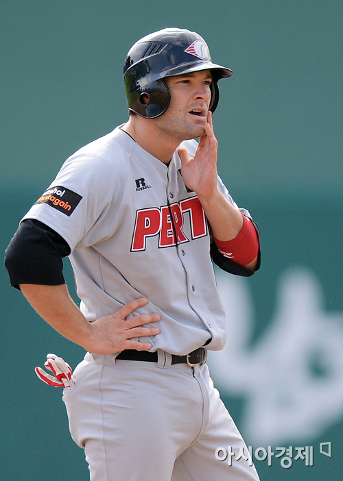 [포토] 1타점 케넬리 '이 정도 쯤이야~'