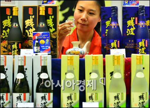 [포토]2012 국제식품산업대전, 이게 바로 일본 술