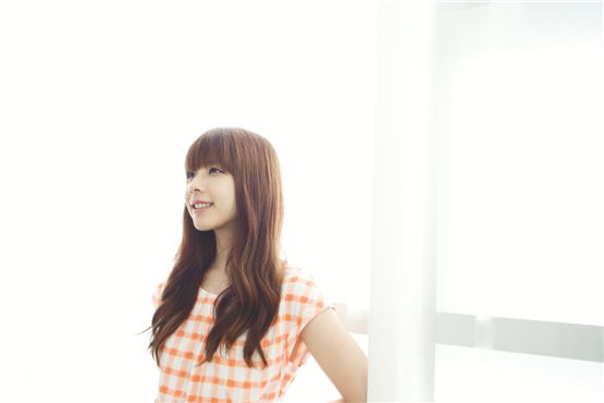 Juniel poses before an interview with Kstar10. [Lee Jin-hyuk/10Asia]