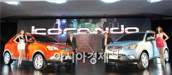 쌍용차, 중국서 '코란도C 가솔린' 亞 최초 출시