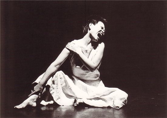 홍신자, 존케이지 100주년 앙코르 공연 '네 개의 벽'