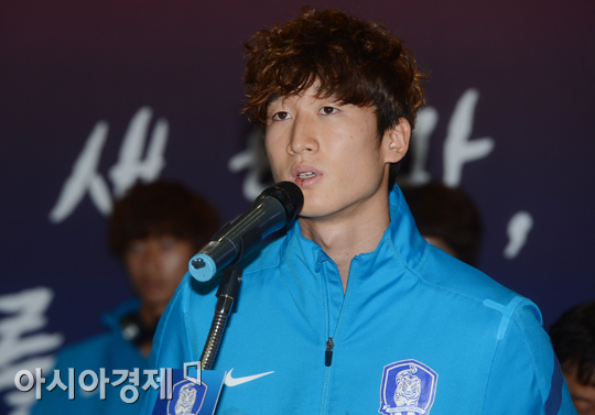 [포토] 이창근 '모두 우리를 약체라 평가했지만, 해냈다'