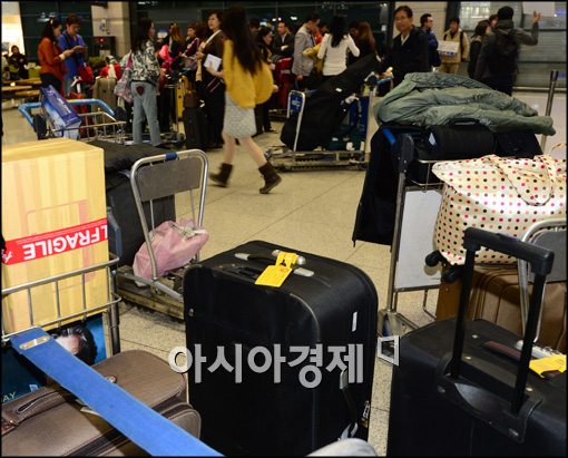 [포토]외국인 관광객들로 붐비는 인천공항