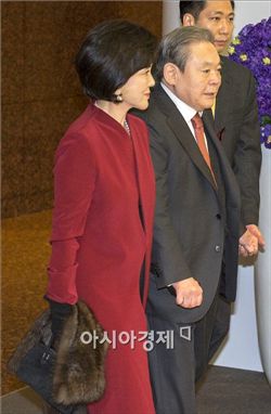 에릭 슈미트·잭웰치·손정의 "이건희 회장 취임 25주년 축하"(종합)