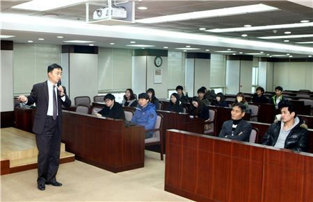 경남은행, '찾아오는 금융·경제 교육' 실시