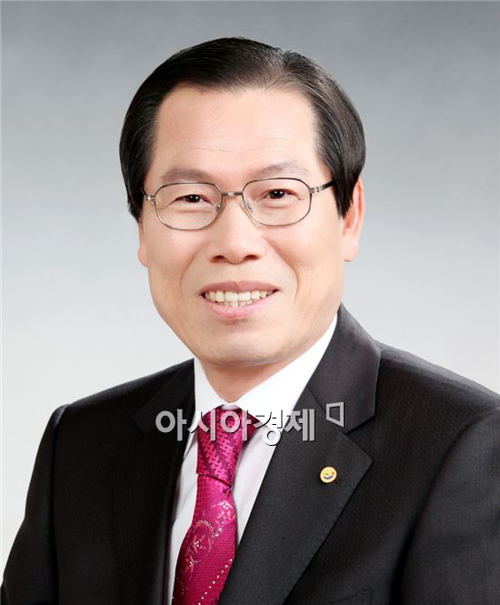 이명흠 장흥군수, ‘도전한국인상’  대상 수상